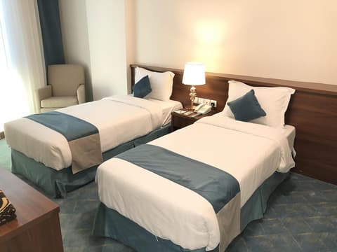 Zaha Al Madina Hotel, Room