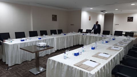 Hayat Alriyadh Hotel, Meeting facility
