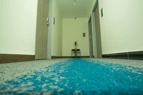 Hotel Omni Residency, Hallway