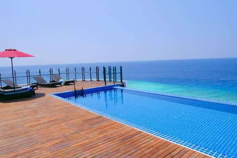 Ranthari Hotel and Spa Ukulhas Maldives, Pool