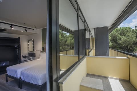 Mercure Roma Cinecittà, Balcony