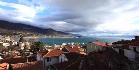 Villa Old Town, Restaurant