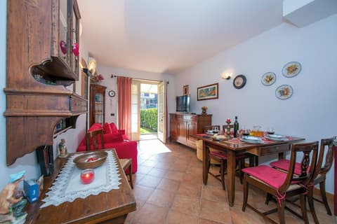 Casa Emma with Pool, Interior