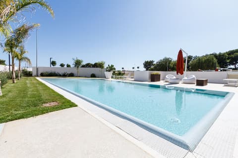 SEAWATER HOTEL BIO & BEAUTY SPA, Pool