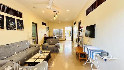 Midsummer Thulusdhoo, Interior