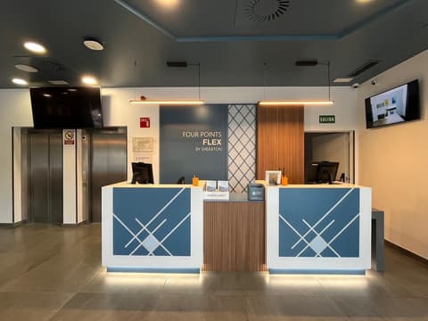 Four Points Flex by Sheraton Malaga Centre, Reception