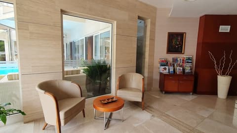 Apartments Del Mar, Lobby