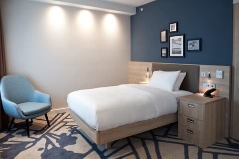 Hampton by Hilton Munich City Center East, Room