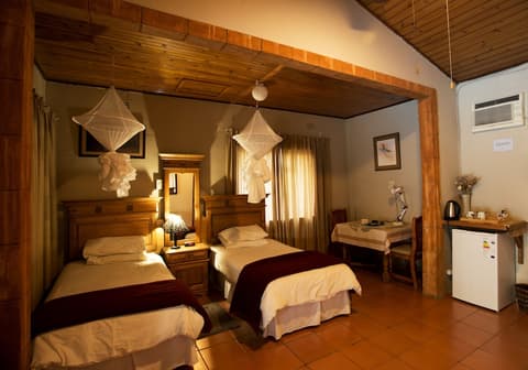 Sunbird Lodge, Room