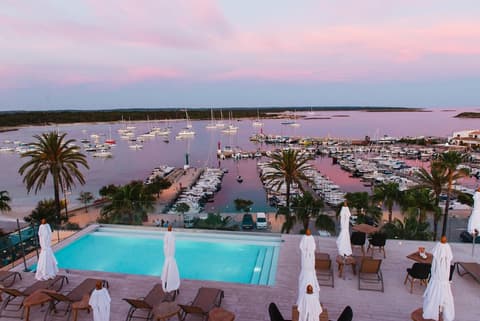 Hotel Honucai, Outdoor pool