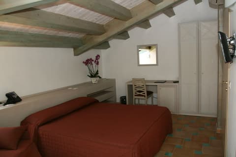 Villa Fanusa, Room
