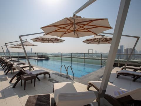 Park Regis Kris Kin Hotel Dubai, Pool