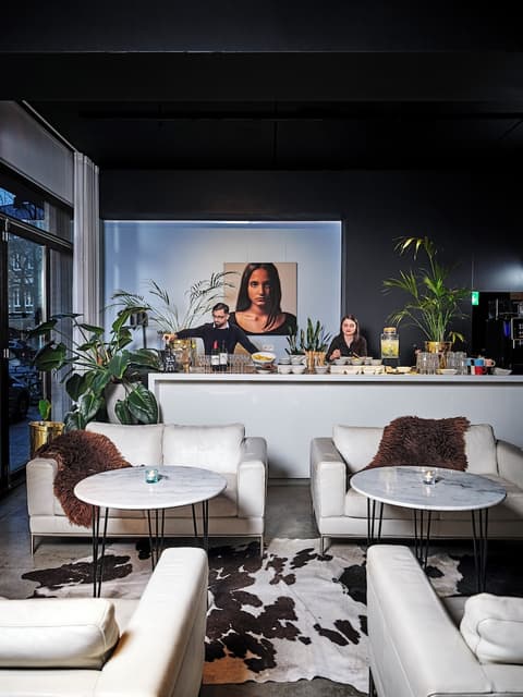 BANKS Antwerp, Buffet