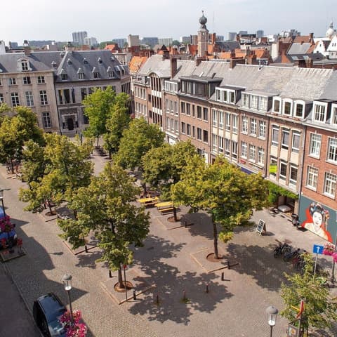 BANKS Antwerp, City view