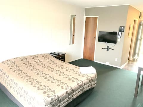 Greenview Motel, Room
