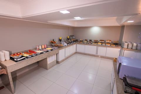 Hotel dos Açores, Breakfast buffet