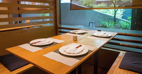 Shibuya Creston Hotel, Restaurant