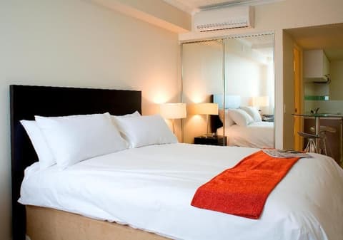 Toowoomba Central Plaza Apartment Hotel, Room