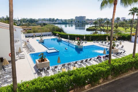 Eix Lagotel Holiday Resort, Outdoor pool