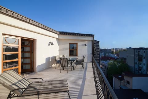 Epoque Hotel, Terrace/patio