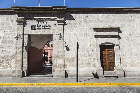 Hotel San Agustin Posada del Monasterio, Front of property