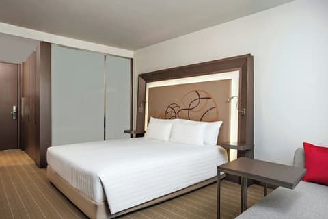 Four Points by Sheraton Bangkok Ploenchit Sukhumvit, Room