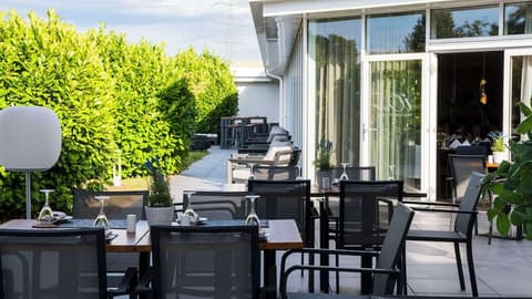 Best Western Plus iO Hotel, Food and drink