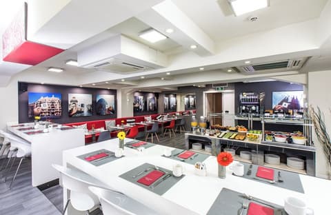 Leonardo Boutique Hotel Barcelona Sagrada Familia, Breakfast area