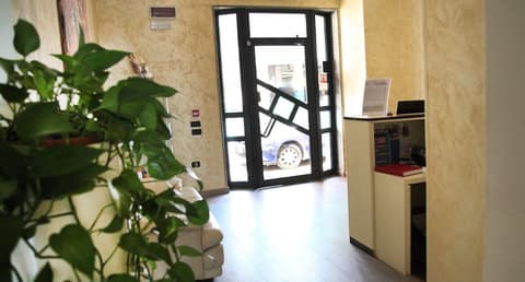 Hotel Sogni D'Oro Airport, Interior entrance