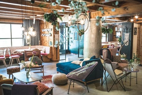 Das Falkenstein, Reception