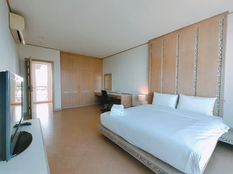 Ratana Hotel Chalong, Room