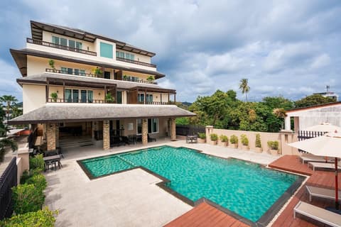 Ratana Hotel Chalong, Pool