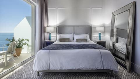 Royal Palm Hotel, Room