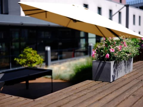 Park Inn by Radisson Luxembourg City, Bar (on property)