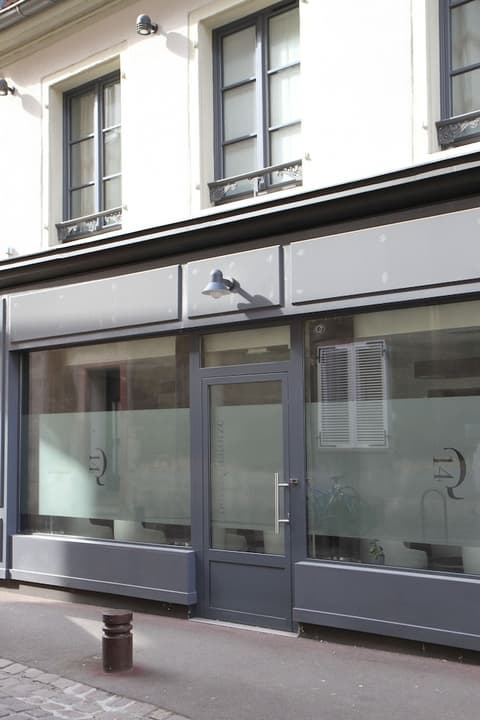 Hôtel Quatorze, Front of property