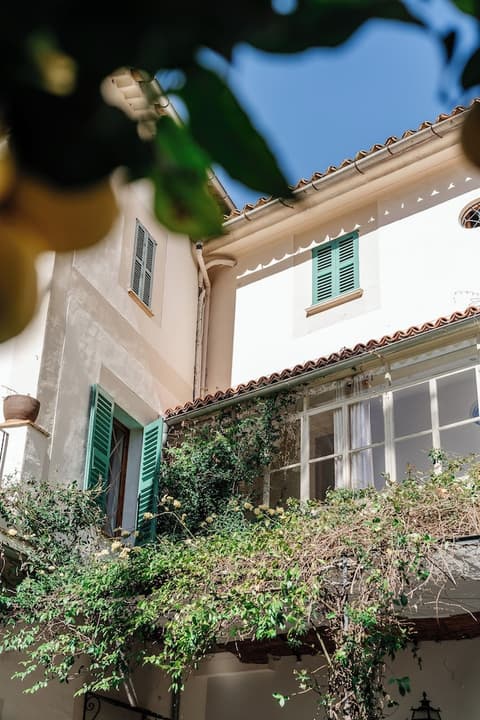 Hotel Can Abril, Front of property