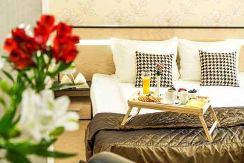 City Avenue Hotel by HMG, Room