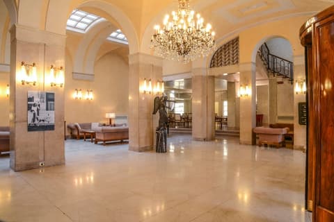 Hotel Vittoria, Lobby