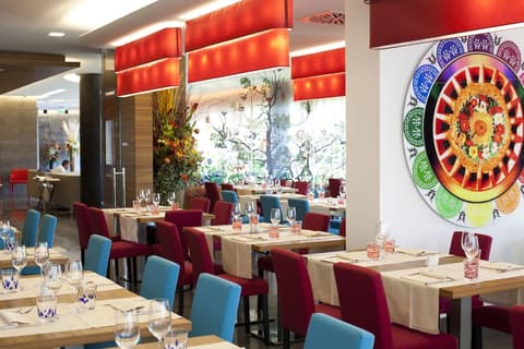 Crowne Plaza Verona Fiera by IHG, Restaurant