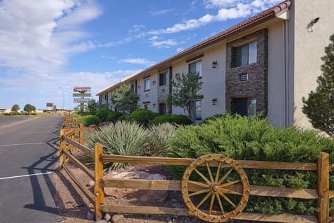 Grand Canyon Inn, Front of property