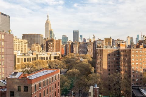 Hotel Alameda Highline, City view from property