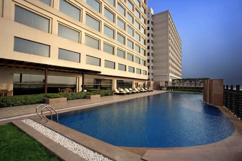 Holiday Inn New Delhi Mayur Vihar Noida by IHG, Pool