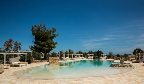 Masseria Montenapoleone, Pool