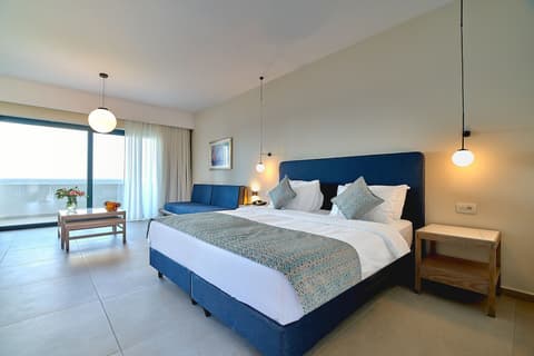 Silver Beach Hotel, Room