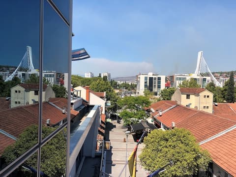 Hotel Alexandar Lux, Street view