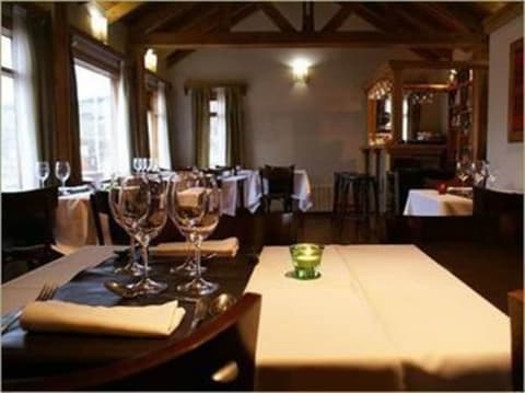 Hostería Senderos, Restaurant