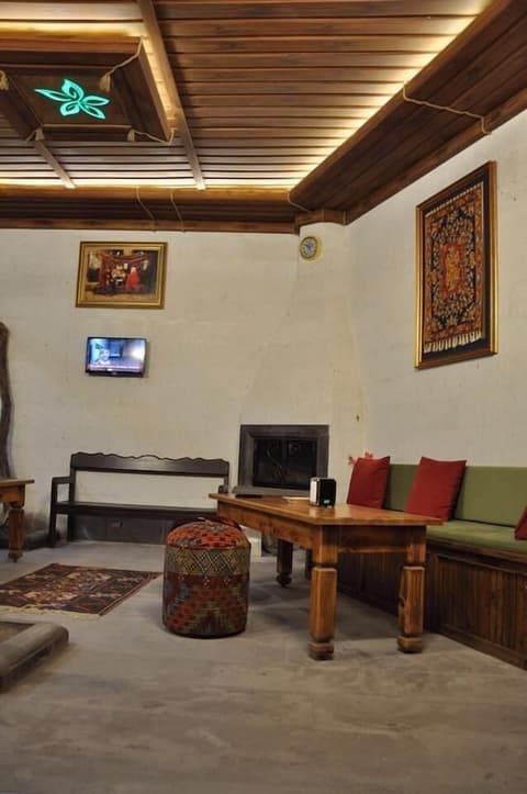 Urgup Inn Cave Hotel, Lobby sitting area