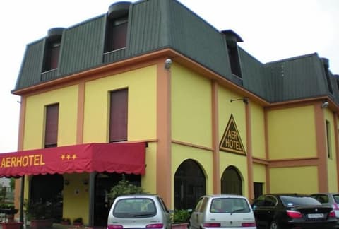 Aer Hotel Malpensa, Exterior