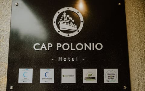 Hotel Cap Polonio, Interior entrance