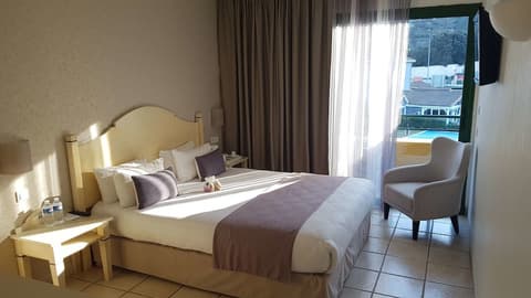 Best Western Gémenos Villa Florette, Room